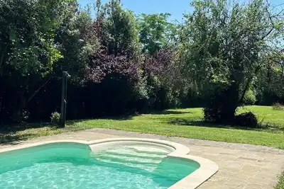 Image de B&B \"Il Melograno\" cottage with private pool in Pistoia.