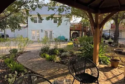 Image de The Independant [Bottom Floor]