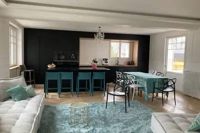 Image de Appartement duplex, plein centre, à 30 secondes de la plage, quartier Casino