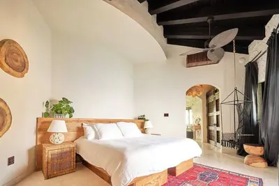 Image de Aerial Presence Room by Fantasia Villas