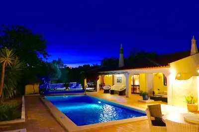 Image de Fabulous luxury villa, private heated pool, A/C, beautiful views over the valley
