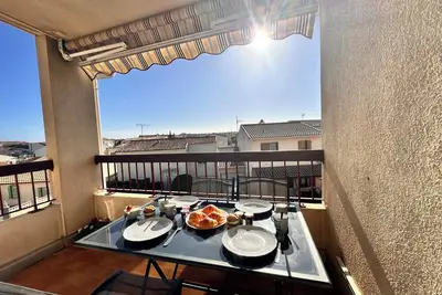 Image de L'Olivier: bel appartement climatisé 2 chambres proche des commerces