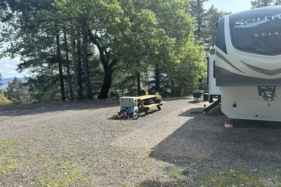Image de Cozy Rv with terrific views, and peaceful surroundings.