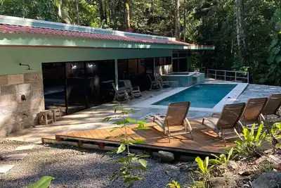 Image de Riverfront Pool House w/ Jungle views