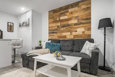 Image de Fresh Escape | Dog-Friendly | Close to Parks/Seton