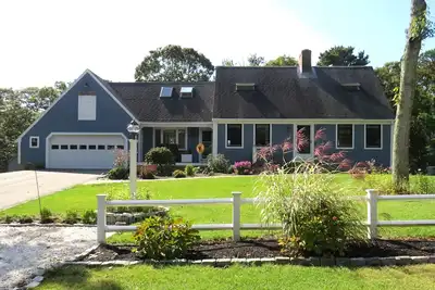 Image de Beautifully Renovated Home Near Pleasant Bay
