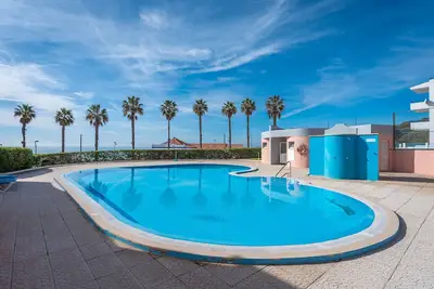 Appartement 'Coral Escape' avec vue sur la mer, Wi-Fi et climatisation