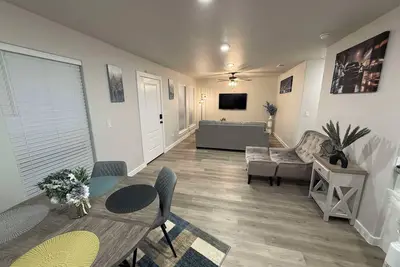 Freshly Built Cottage-Style Home, 3 bedroom, 2bath fully equipped! !