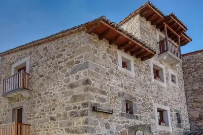 Image de Maison de campagne 'Cuesta Del Reloj' avec vue sur la montagne, Wi-Fi et climatisation