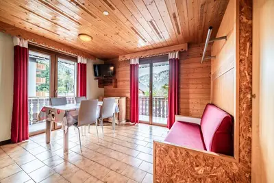 Image de Studio 'La Sifflotte - 4 Pers' avec vue sur la montagne, balcon et Wi-Fi