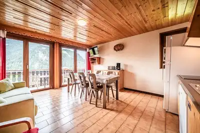 Image de Appartement 'La Flèche De Bronze - 6 Pers' avec vue sur la montagne, balcon et Wi-Fi