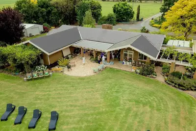 Image de Luxe 2 Bedrooms Spacious Private Home Serenity & Views + Breakfast Hamper