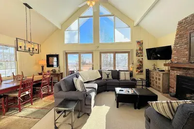 Image de The spacious Ledges at Bromley!