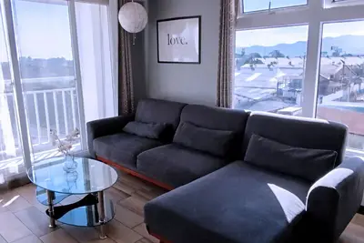 Image de Chic & Comfortable Stay – Close To Airport