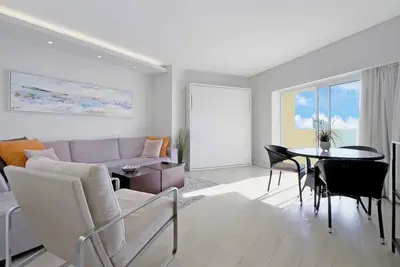 Image de The Sharon Sky Suite