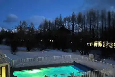Image de Appartement  Alpe D'Huez dans résidence avec Piscine et Sauna au pied des pistes