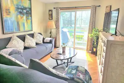 Image de 3-bedroom, 3-bathroom condo in fantastic Poland with WiFi, Ac, fitness room