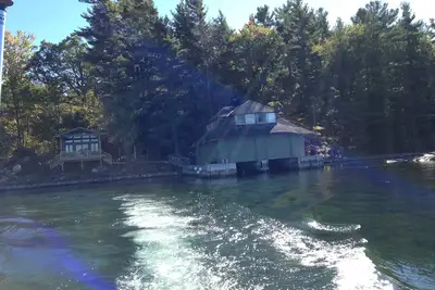 Image de Charming 1000 Islands 4-bedroom cottage on Murray Isle, Clayton with WiFi access