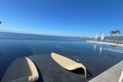 Image de Exclusive 3-bedroom apartment in luxurious  beach front condo in Bucerías