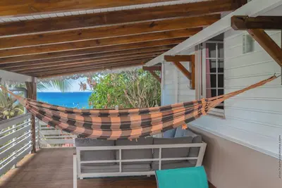 A 10 minutes de la plage de Petite Anse, Villa tout confort avec parking privé