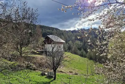 Image de Chalet bois le Sauze, 12 pers, idéalement situé, indépendant, vue 360 sur vallée