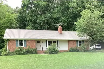 Image de Superb 2-bedroom bungalow in Cornelius with WiFi access