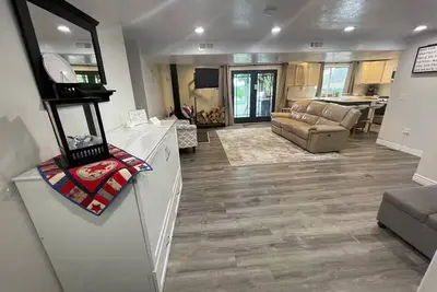 Image de Sunset Sanctuary with Sterling views