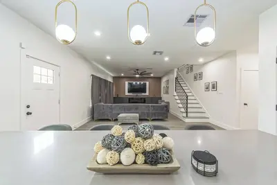 Image de Urban Oasis: city hidden gem.