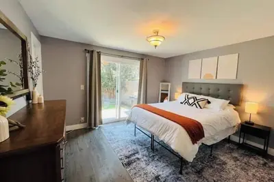 Image de Townhome near Bsu & Greenbelt