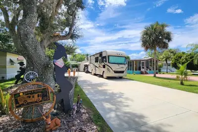 Image de Country Cowboy Rv Campsite in River Ranch 72
