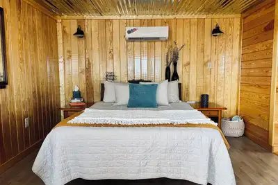 Image de Cozy Bungalow at the Top of the Canyon