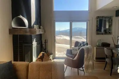 Image de Magnificent Views at this Bromley Peru House!
