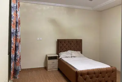 Image de Nana's charming 3-bedroom house with WiFi, Ac in serene Besease. Near Kumasi