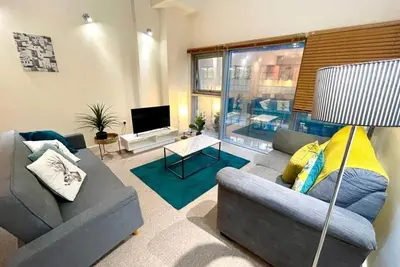 Image de Central Location*Long Stays*Wyvern Theatre