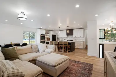 Image de Sleeps 20! Orem Oasis Game Room & Hot Tub Retreat