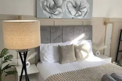 Image de Maison de ville moderne - Parking gratuit - Salle de jeux - W-iFi