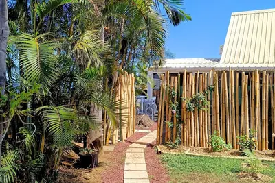 Superbe appartement, terrasse, jardin, 10 min. des plages Saint-Gilles-Les-Bains
