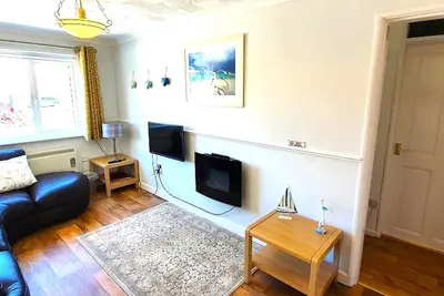 Image de Beachfront apartment with direct beach access!