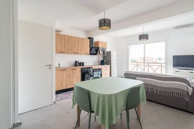 Image de Appartement moderne à 50m de l'océan, pour 4, avec parking à Mimizan Plage