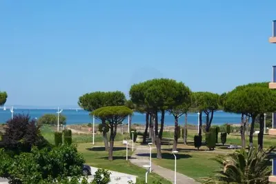 Image de Appartement 2 pièces cabine familial avec parking au Grau-du-Roi