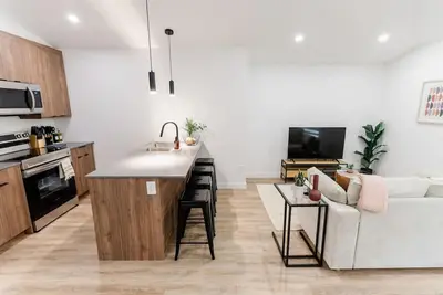 Image de Modern, Prime Location & Comfort