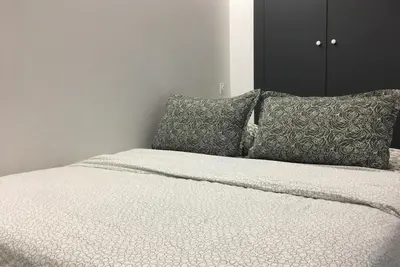 Image de Duplex Cosy en Hyper-Centre –2 Lits Doubles, Proche Plage