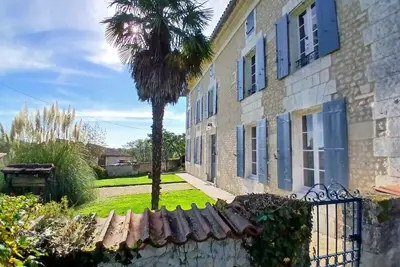 Image de Magnificent Manor House
