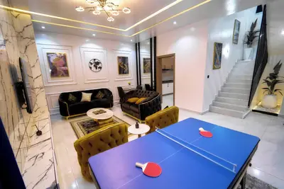 Image de Luxury 3-Bed Duplex with 24/7 Power+WiFi+Snooker+Tennis in Lekki