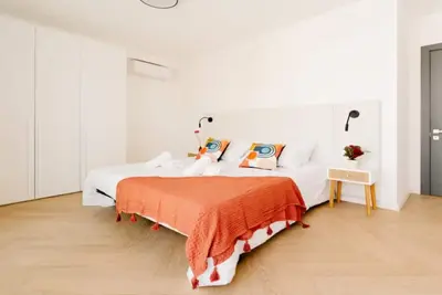 Image de Sliema Luxury Suites! Central & Stylish Getaway!