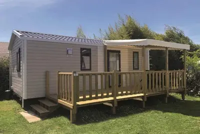 Image de Camping 3 étoiles - Piscine  - ccaihff