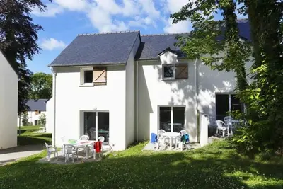 Image de Camping 3 étoiles - Piscine  - ccaiibd