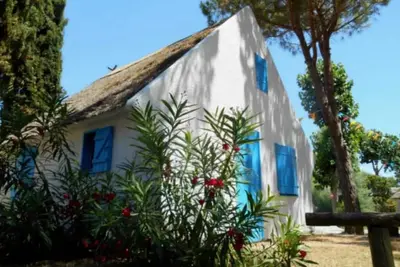 Image de Camping - ccaiiei - Deux Chambres, Couchages 6