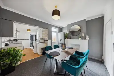 Image de 3-Bed Home with Easy Access to Medway Hospital