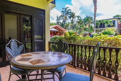 Image de Charming condo with pool, balcony, full kitchen & family-friendly amenities